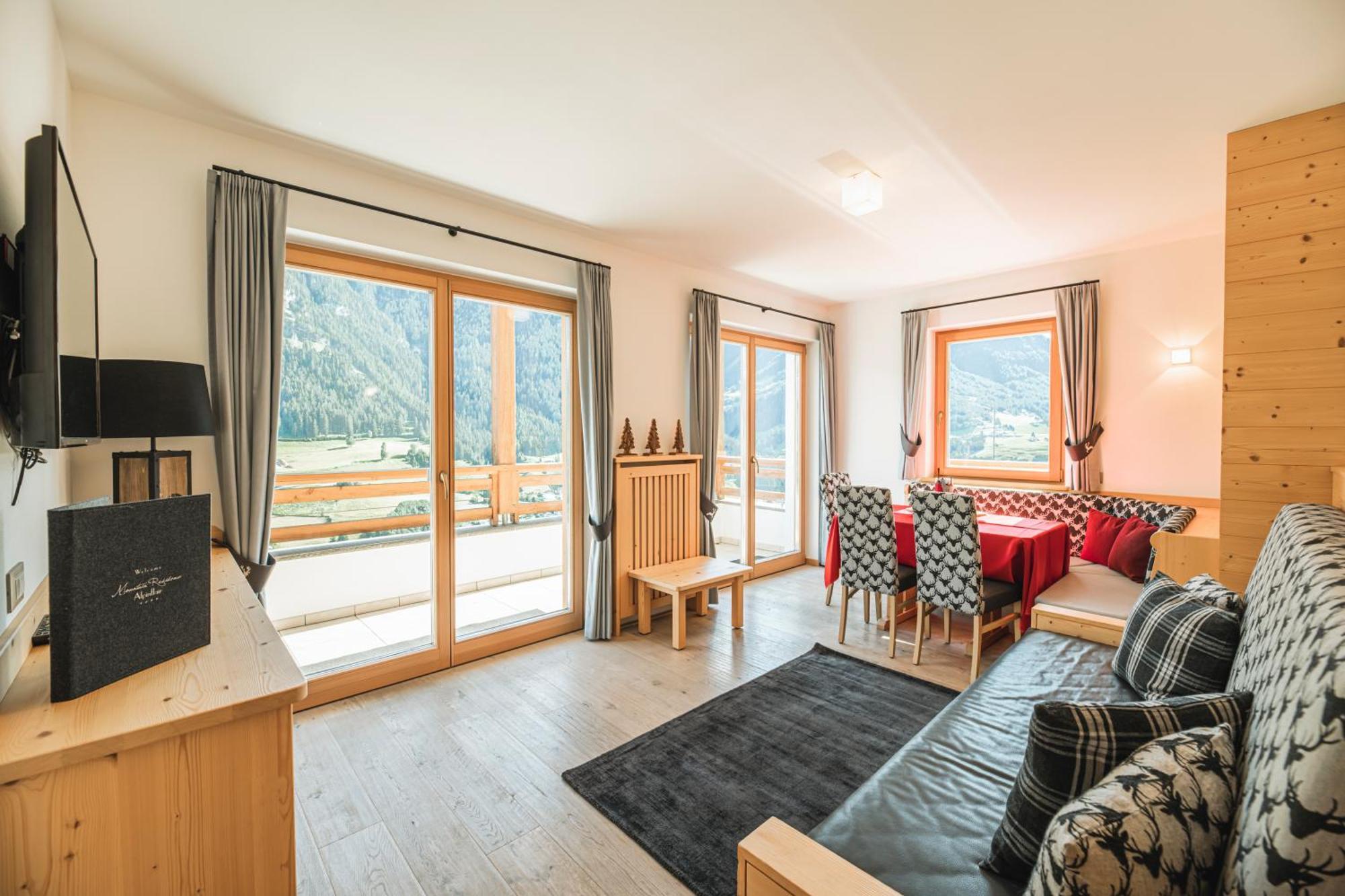 Chalet Residence Alpinflair St. Ulrich in Gröden Zimmer foto